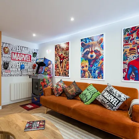 Disney, Marvel Et Star Wars - Proche De Disneyland Lagny